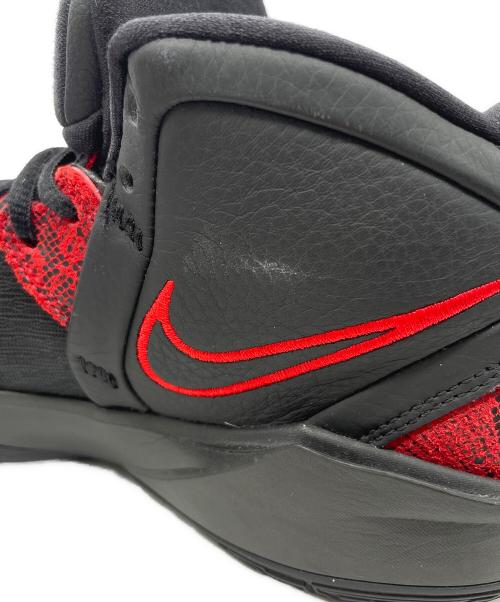 NIKE（ナイキ）NIKE (ナイキ) NIKE ナイキ KYRIE INFINITY EP カイリー インフィニティ EP ブレッド スニーカーバスケットボールシューズ バッシュ ブラック×レッド サイズ:26.0の古着・服飾アイテム