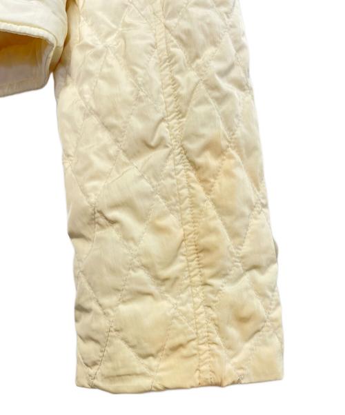 MONCLER（モンクレール）MONCLER (モンクレール) MONCLER モンクレール 茶タグ ショート丈 キルティング ダウンジャケット ダブルブレスト  アイボリー サイズ:2の古着・服飾アイテム