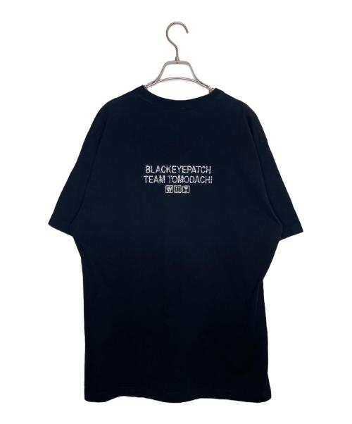 THE BLACK EYE PATCH（ブラックアイパッチ）THE BLACK EYE PATCH (ブラックアイパッチ) THE BLACK EYE PATCH ブラックアイパッチ Tシャツ チーム友達 取扱注意 ラインストーン ブラック サイズ:XLの古着・服飾アイテム
