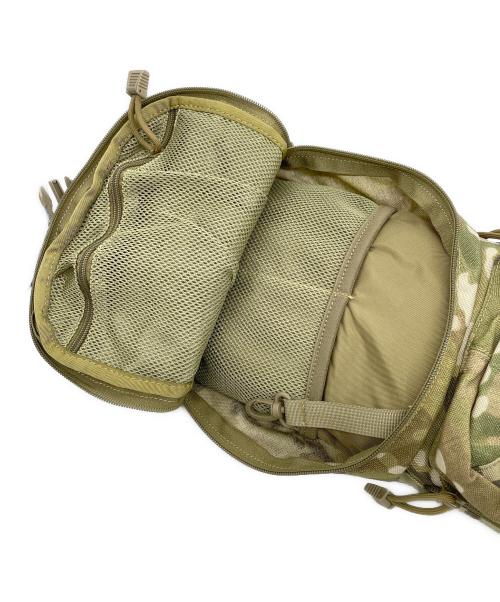 flyye industries（フライー インダストリーズ）FLYYE INDUSTRIES (フライー インダストリーズ) FLYYE INDUSTRIES EDC Hydration Backpack ハイドレーション バッグ カーキ サイズ:FREEの古着・服飾アイテム
