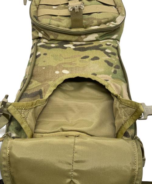 flyye industries（フライー インダストリーズ）FLYYE INDUSTRIES (フライー インダストリーズ) FLYYE INDUSTRIES EDC Hydration Backpack ハイドレーション バッグ カーキ サイズ:FREEの古着・服飾アイテム