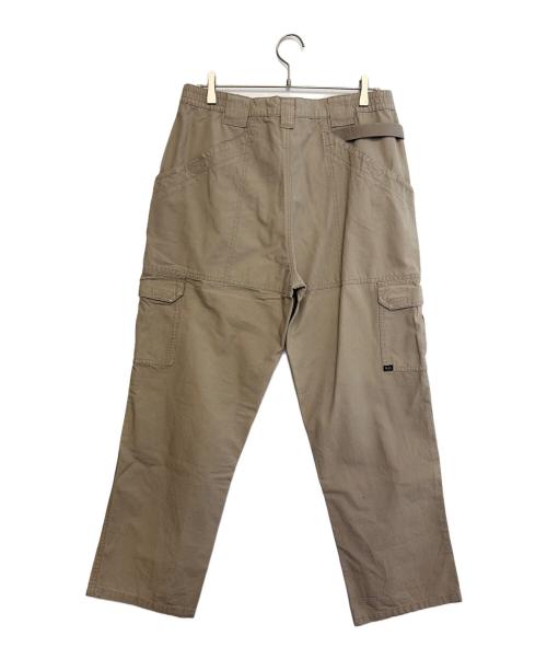 5.11 TACTICAL SERIES（ファイブ・イレブン・タクティカル）5.11 TACTICAL SERIES (ファイブ・イレブン・タクティカル) カーゴパンツ ベージュ サイズ:Lの古着・服飾アイテム