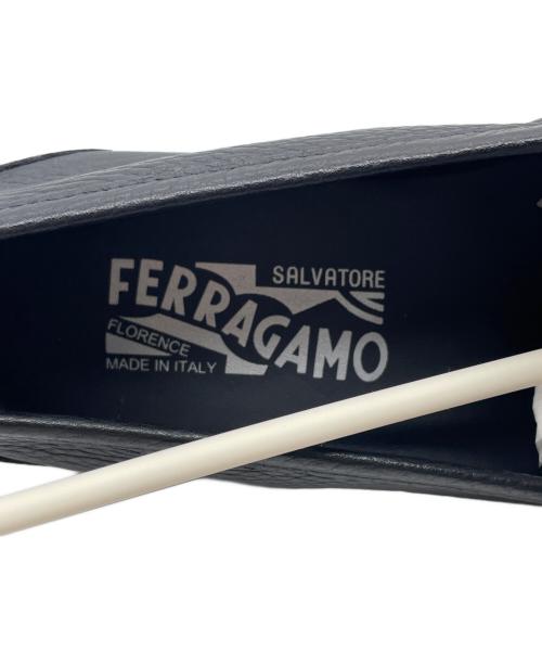 Salvatore Ferragamo（サルヴァトーレ フェラガモ）Salvatore Ferragamo (サルヴァトーレ フェラガモ) Salvatore Ferragamo サルヴァトーレ フェラガモ GRANDIOSO ローファー ホースビット 新中古品 ブラック サイズ:6 未使用品の古着・服飾アイテム