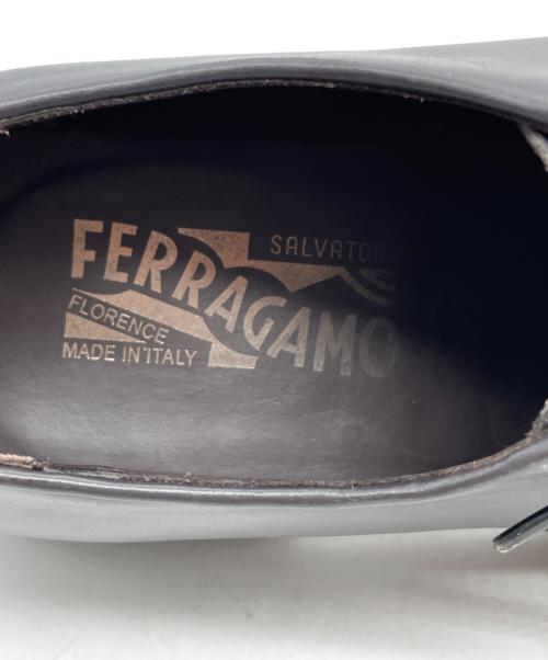 Salvatore Ferragamo（サルヴァトーレ フェラガモ）Salvatore Ferragamo (サルヴァトーレ フェラガモ) Salvatore Ferragamo サルヴァトーレ フェラガモ レザーシューズ ブラック サイズ:7(23.0) 2Eの古着・服飾アイテム
