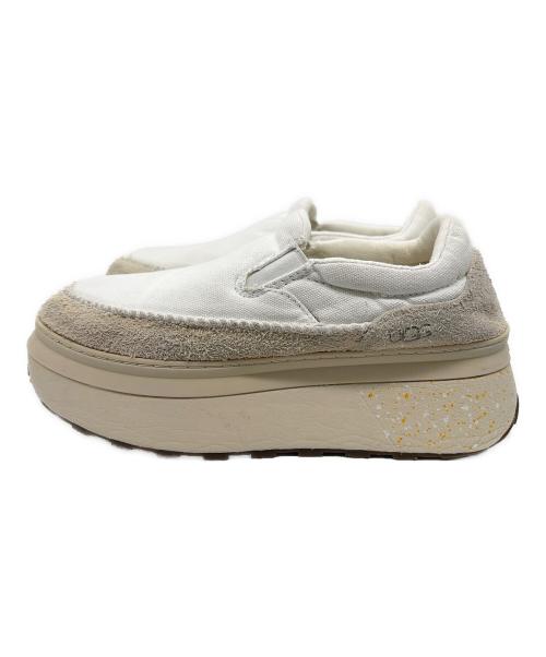 UGG（アグ）UGG (アグ) スリッポン アイボリー サイズ:24.5の古着・服飾アイテム