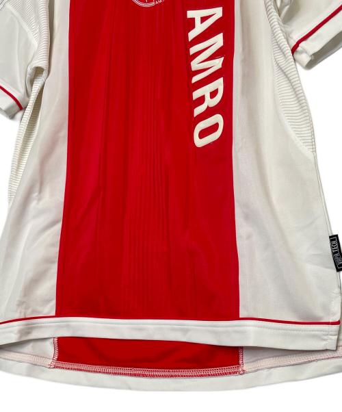 UMBRO（アンブロ）UMBRO (アンブロ) UMBRO サッカーユニフォーム ゲームシャツ 1999/2000 アヤックス クライフ記念パッチ ヨハンクライフ レッド×ホワイト サイズ:Mの古着・服飾アイテム