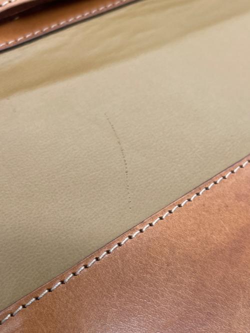 CELINE（セリーヌ）CELINE (セリーヌ) CELINE セリーヌ マカダム柄 ロゴ型押し M06 ショルダーバッグの古着・服飾アイテム