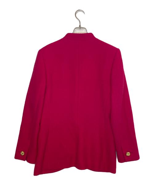Yves Saint Laurent（イヴサンローラン）Yves Saint Laurent (イヴサンローラン) Yves Saint Laurent イヴサンローラン セットアップ ノーカーラー ジャケット ピンク ショッキングピンク サイズ:40の古着・服飾アイテム