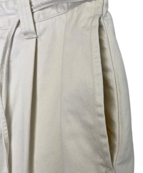 CAHLUMN（カウラム）CAHLUMN (カウラム) CAHLUMN カウラム Magazine Pocket Chino Pant チノパン アイボリー サイズ:Lの古着・服飾アイテム