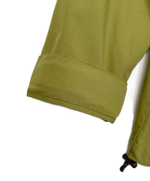 TNOC（ティーノック）TNOC (ティーノック) TNOC ティーノック THE ACTIVE SHELL ナイロンパーカー グリーン サイズ:XLの古着・服飾アイテム