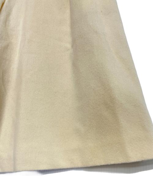 FOXEY BOUTIQUE（フォクシー ブティック）FOXEY BOUTIQUE (フォクシー ブティック) FOXEY BOUTIQUE フォクシー ブティック Rosalie ワイドパンツ 7分丈 カシミヤ混 アイボリー サイズ:42の古着・服飾アイテム