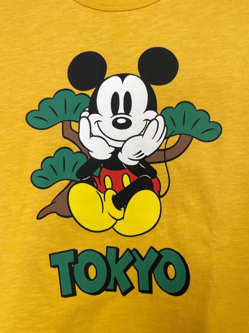 Champion（チャンピオン）Champion (チャンピオン) BEAMS BOY (ビームスボーイ) BEAMS BOY別注 ビームスボーイ Champion チャンピオン ミッキー TOKYO Tシャツ 2025年モデル イエロー サイズ:XS 未使用品の古着・服飾アイテム