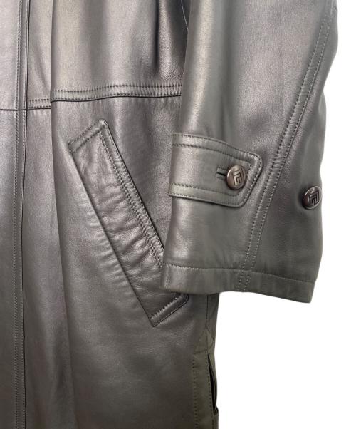 PIERRE BALMAIN（ピエール バルマン）PIERRE BALMAIN (ピエール バルマン) PIERRE BALMAIN ピエール バルマン ラムレザー ハーフコート グレー サイズ:Lの古着・服飾アイテム
