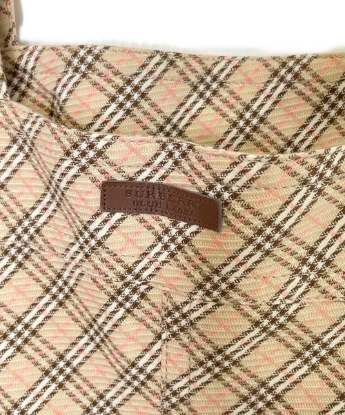 BURBERRY BLUE LABEL（バーバリー ブルー レーベル）BURBERRY BLUE LABEL (バーバリー ブルー レーベル) BURBERRY BLUE LABEL バーバリー ブルーレーベル ノースリーブ ワンピース 総柄 ノバチェック ベージュ サイズ:36の古着・服飾アイテム