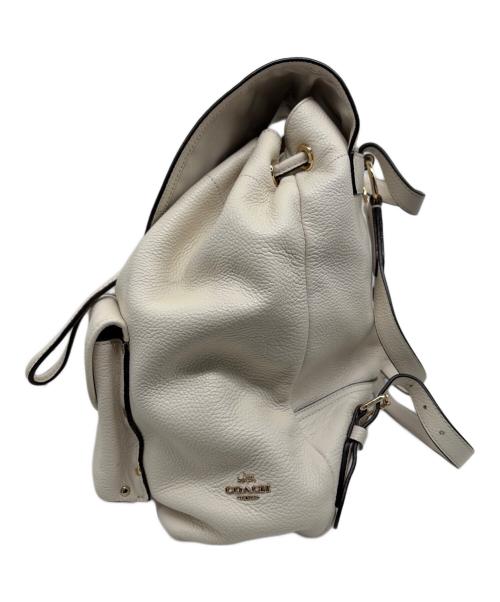 COACH（コーチ）COACH (コーチ) リュック ホワイトの古着・服飾アイテム