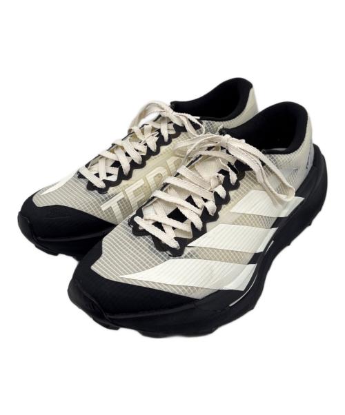 adidas（アディダス）adidas (アディダス) TERREX ホワイト×ブラック サイズ:27.5の古着・服飾アイテム
