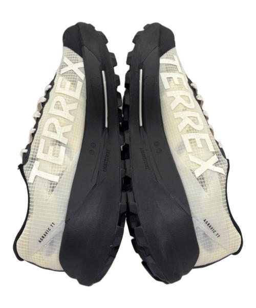 adidas（アディダス）adidas (アディダス) TERREX ホワイト×ブラック サイズ:27.5の古着・服飾アイテム