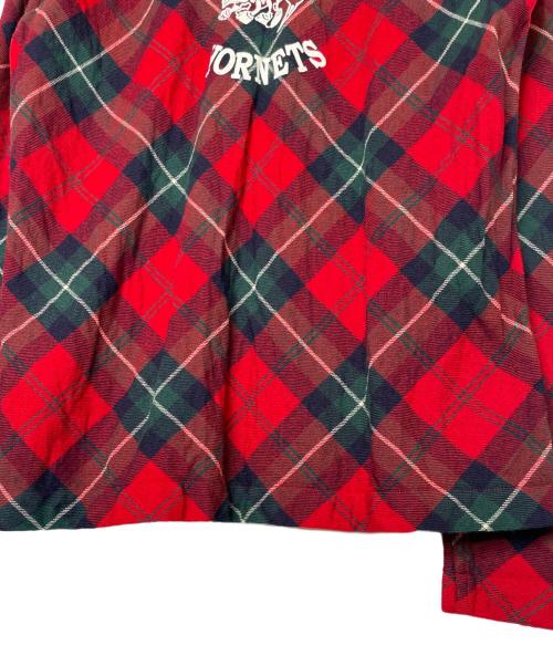 JUNYA WATANABE COMME des GARCONS MAN（ジュンヤ ワタナベ コム デ ギャルソン マン）JUNYA WATANABE COMME des GARCONS MAN ジュンヤ ワタナベ コム デ ギャルソン マン 2002AW HULL MIDDLE SCHOOL HORNETS チェック柄 ウール 長袖シャツ カットソーの古着・服飾アイテム