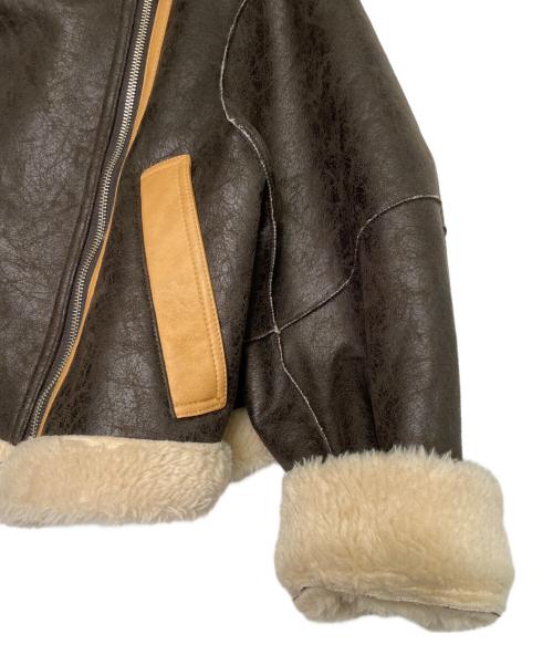 SLY（スライ）SLY (スライ) SLY スライ VINTAGE CRACK SHORT B-3 ボアジャケット ムートンジャケット ブラウン サイズ:FREEの古着・服飾アイテム