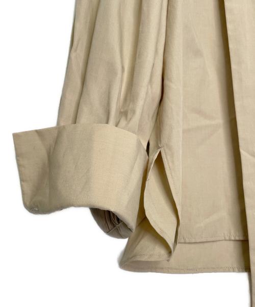 Audire（アウディーレ）Audire (アウディーレ) Audire アウディーレ bowtie volume blouse ボウタイシャツ 長袖シャツ 長袖ブラウス ベージュ ベージュ サイズ:Sの古着・服飾アイテム