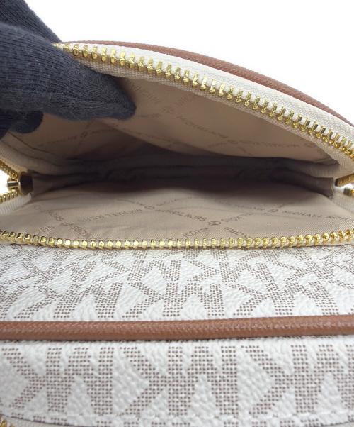 MICHAEL KORS（マイケルコース）MICHAEL KORS (マイケルコース) ショルダーバッグ アイボリー×ベージュの古着・服飾アイテム