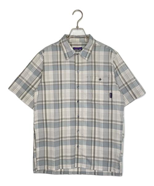 Patagonia（パタゴニア）Patagonia (パタゴニア) Patagonia パタゴニア Puckerware Shirt パッカーウェアシャツ シアサッカー チェック 半袖シャツ フェザーグレー ブルー グレー サイズ:Sの古着・服飾アイテム