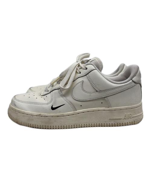 NIKE（ナイキ）NIKE (ナイキ) NIKE WMNS AIR FORCE 1 （ナイキ　ウィメンズ　 エアフォース 1） ホワイト サイズ:24の古着・服飾アイテム