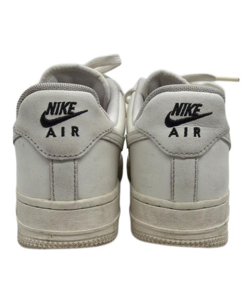 NIKE（ナイキ）NIKE (ナイキ) NIKE WMNS AIR FORCE 1 （ナイキ　ウィメンズ　 エアフォース 1） ホワイト サイズ:24の古着・服飾アイテム