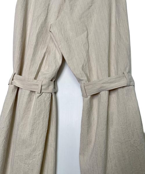 MAISON SPECIAL（メゾンスペシャル）MAISON SPECIAL (メゾンスペシャル) MAISON SPECIAL メゾンスペシャル 2022SS ボンテージ スラックスパンツ ピンストライプ レーヨン 麻混 ベージュ サイズ:36の古着・服飾アイテム
