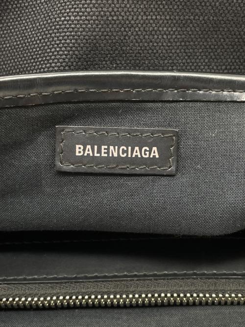 BALENCIAGA（バレンシアガ）BALENCIAGA (バレンシアガ) BALENCIAGA バレンシアガ ネイビーカバスS ロゴ トート ハンドバッグ ブラックの古着・服飾アイテム