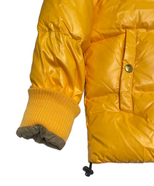 Carhartt WIP（カーハート ワーク イン プログレス）Carhartt WIP (カーハート ワーク イン プログレス) Carhartt WIP カーハート ダブリューアイピー SOFILETA生地 フードファー付き シャイニーダウン 光沢 ダウンジャケット イエロー イエロー サイズ:Mの古着・服飾アイテム