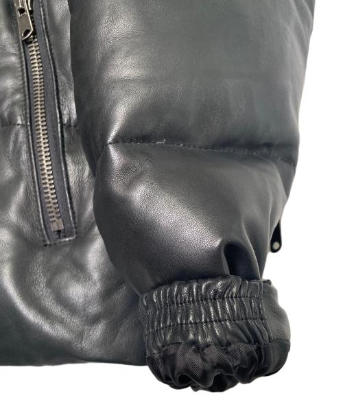 AMPHIBIAN（アンフィビアン）AMPHIBIAN (アンフィビアン) AMPHIBIAN アンフィビアン オールラムレザー ダウンジャケット ブラック ブラック サイズ:Lの古着・服飾アイテム