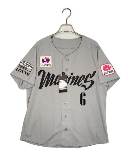 千葉ロッテマリーンズ（チバロッテマリーンズ）千葉ロッテマリーンズ MIZUNO (ミズノ) 千葉ロッテマリーンズ MIZUNO 西川史礁選手 背番号6番 新人王受賞記念ユニホーム 刺繍加工 NCE レプリカユニフォーム ベースボールシャツ グレー サイズ:S 未使用品の古着・服飾アイテム
