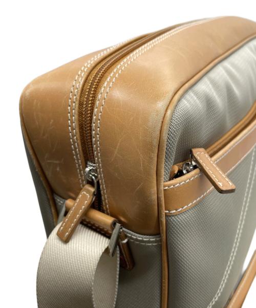 Salvatore Ferragamo（サルヴァトーレ フェラガモ）Salvatore Ferragamo (サルヴァトーレ フェラガモ) Salvatore Ferragamo サルヴァトーレ フェラガモ ナイロンキャンバス メッセンジャーバッグ ショルダーバッグ 3024 グレー×ブラウンの古着・服飾アイテム