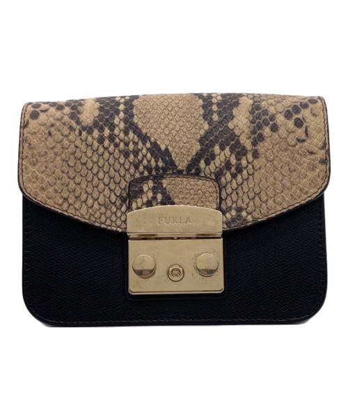 FURLA（フルラ）FURLA (フルラ) FURLA フルラ Metropolis Mini Crossbody Custom Flap メトロポリス カスタマイズ ショルダーバッグ フラップ ブラックの古着・服飾アイテム