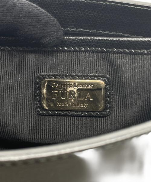 FURLA（フルラ）FURLA (フルラ) FURLA フルラ Metropolis Mini Crossbody Custom Flap メトロポリス カスタマイズ ショルダーバッグ フラップ ブラックの古着・服飾アイテム