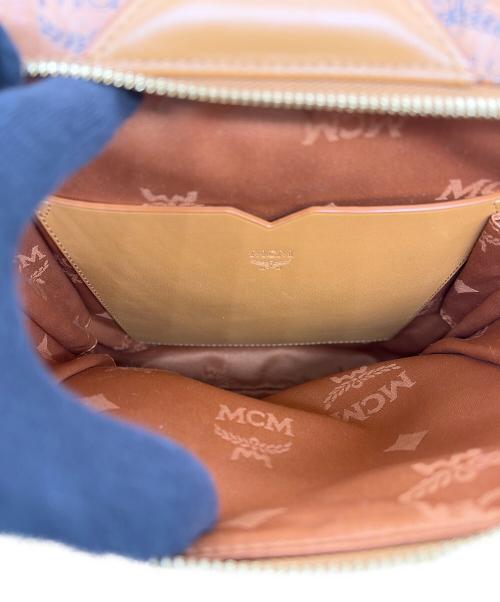 MCM（エムシーエム）MCM (エムシーエム) リュック ブラウンの古着・服飾アイテム