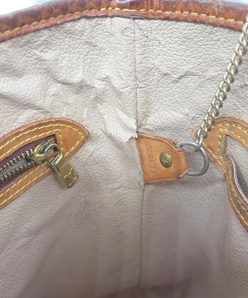 LOUIS VUITTON（ルイ ヴィトン）LOUIS VUITTON (ルイ ヴィトン) ショルダーバッグ ブラウンの古着・服飾アイテム
