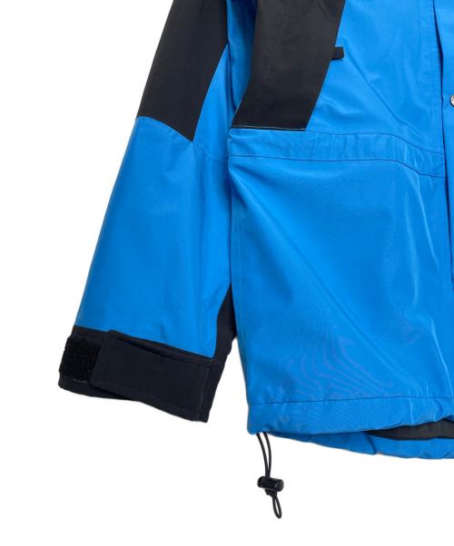 THE NORTH FACE（ザ ノース フェイス）THE NORTH FACE THE NORTH FACE ザ ノース フェイス 海外限定モデル 1994 RETRO MOUNTAIN LIGHT FUTURELIGHT JACKET マウンテンパーカー ナイロンナイロンジャケット 青黒の古着・服飾アイテム