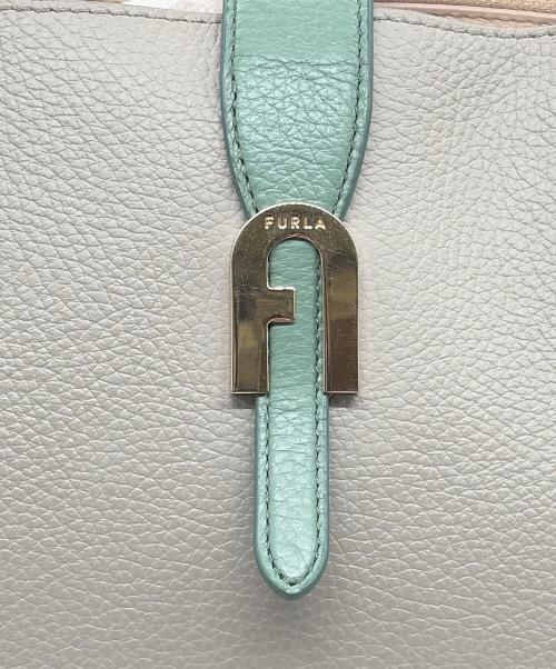 FURLA（フルラ）FURLA (フルラ) ショルダーバッグ ベージュ×グリーンの古着・服飾アイテム