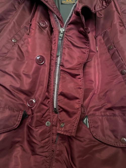 ALPHA INDUSTRIES（アルファインダストリーズ）ALPHA INDUSTRIES ALPHA INDUSTRIES アルファ 80~90's  N-3B フライトジャケット 中綿コート MIL-J-6279 ボルドー USA製 レプリカ 民間 レッド サイズ:Mの古着・服飾アイテム