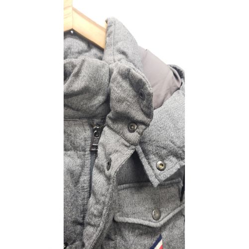 MONCLER（モンクレール）MONCLER (モンクレール) ダウンジャケット グレー サイズ:S 冬物の古着・服飾アイテム