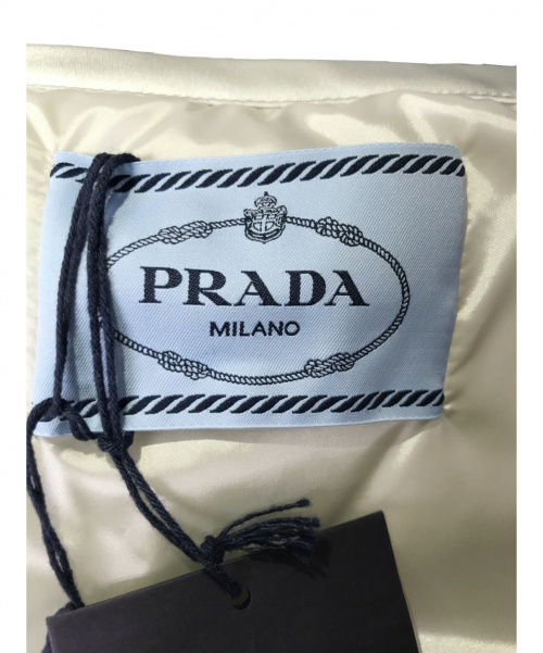 PRADA（プラダ）PRADA (プラダ) 薄手ジャケット ベージュ サイズ:38 未使用品の古着・服飾アイテム