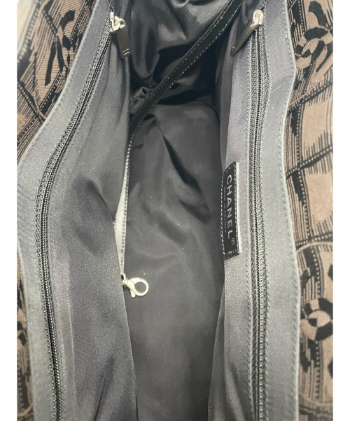 CHANEL（シャネル）CHANEL (シャネル) トートバッグ ブラウン ニュートラベルラインPM 9719286の古着・服飾アイテム