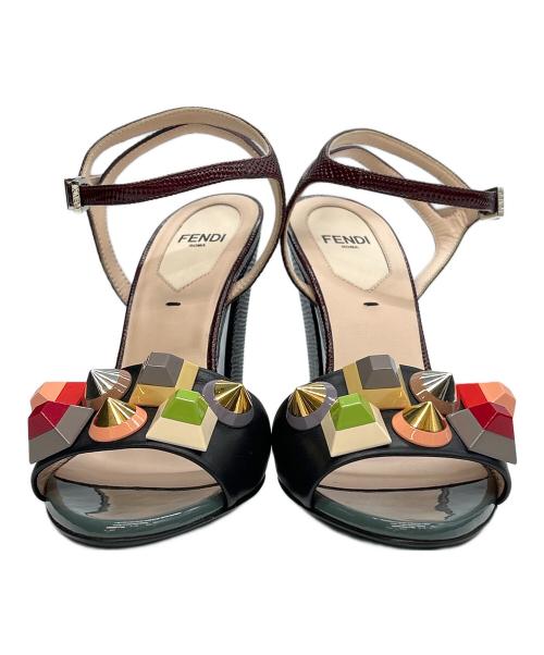 FENDI（フェンディ）FENDI (フェンディ) スタッズサンダル サイズ:35の古着・服飾アイテム