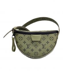 LOUIS VUITTON（ルイ ヴィトン）の古着「LVムーン・クロスボディ」｜オリーブ