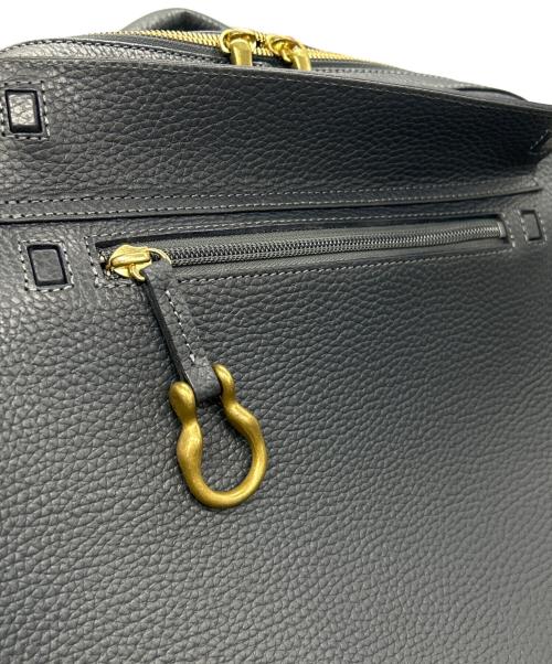 TOFF&LOADSTONE（トフアンドロードストーン）TOFF&LOADSTONE (トフアンドロードストーン) レザーリュック グレーの古着・服飾アイテム