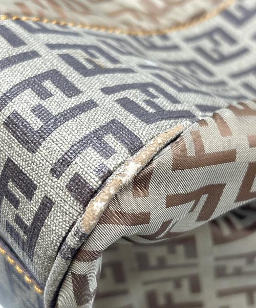 FENDI（フェンディ）FENDI (フェンディ) ハンドバッグ ベージュの古着・服飾アイテム