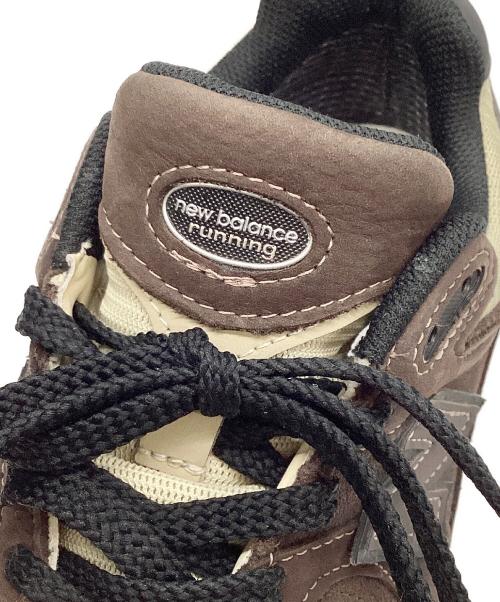 NEW BALANCE（ニューバランス）NEW BALANCE (ニューバランス) M2002RXQ ブラウン サイズ:9の古着・服飾アイテム