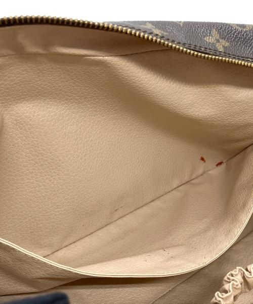 LOUIS VUITTON（ルイ ヴィトン）LOUIS VUITTON (ルイ ヴィトン) トゥルース・トワレット28の古着・服飾アイテム